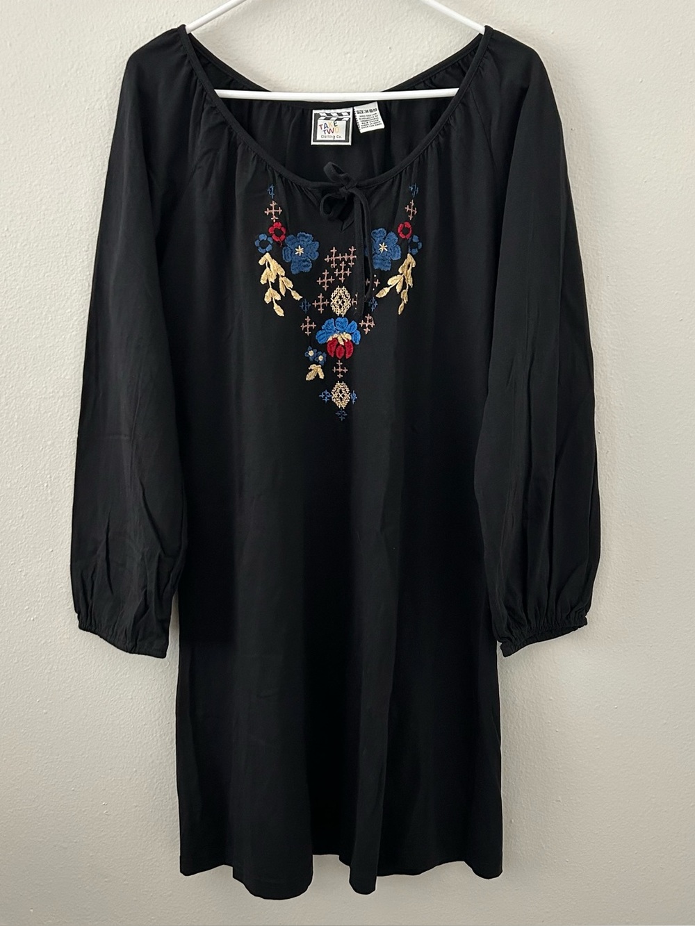 Take Two Clothing Co. Black Embroidered Floral Long Sleeve Cotton Dress Womens M